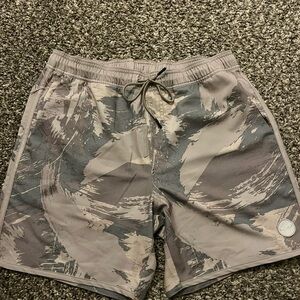 RVCA Men's Swim Shorts in Gray and Black Pattern